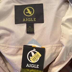 Agile Vest.  New with tags.